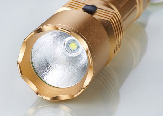 l'alto potere abrasivo anti- luminoso eccellente 10W ha condotto la torcia elettrica per la famiglia