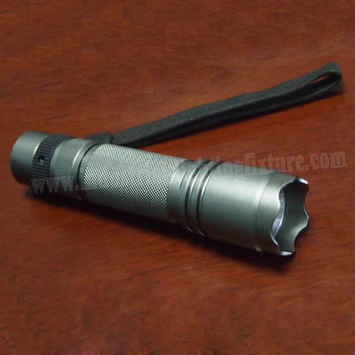 Torcia elettrica ricaricabile per l'estrazione mineraria, torcia elettrica principale bianca del CREE LED di IP66 3w