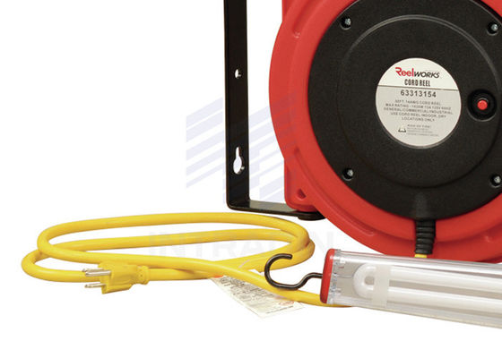 Avvolgicavo elettrico 50" della serratura unica dell'incavo con la lampada fluorescente 11W