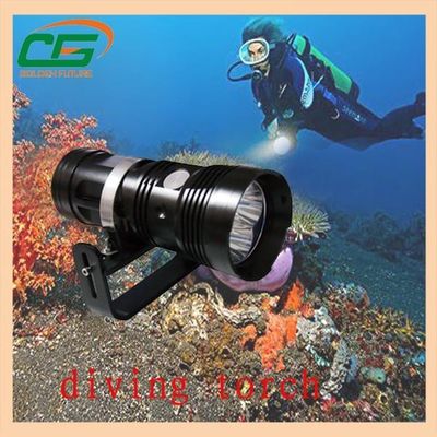 l'alto potere ricaricabile di profondità di immersione subacquea 200meter ha condotto la luce dell'industria della torcia di immersione subacquea